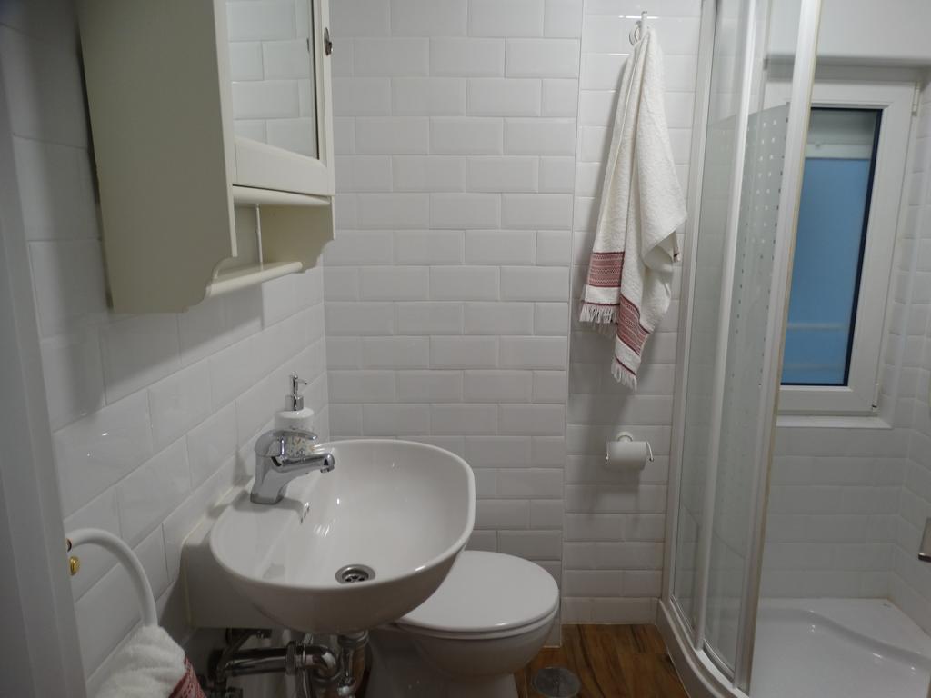 La Casa Del Marino Apartment Aviles Room photo